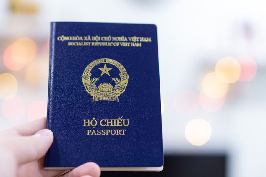 Chuẩn bị hộ chiếu khi thi PTE ở Việt Nam